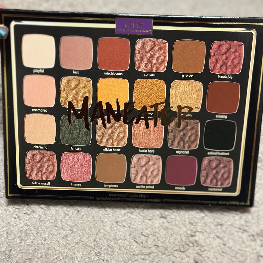 BNIB- Tarte Maneater After Dark Eyeshadow Palette
